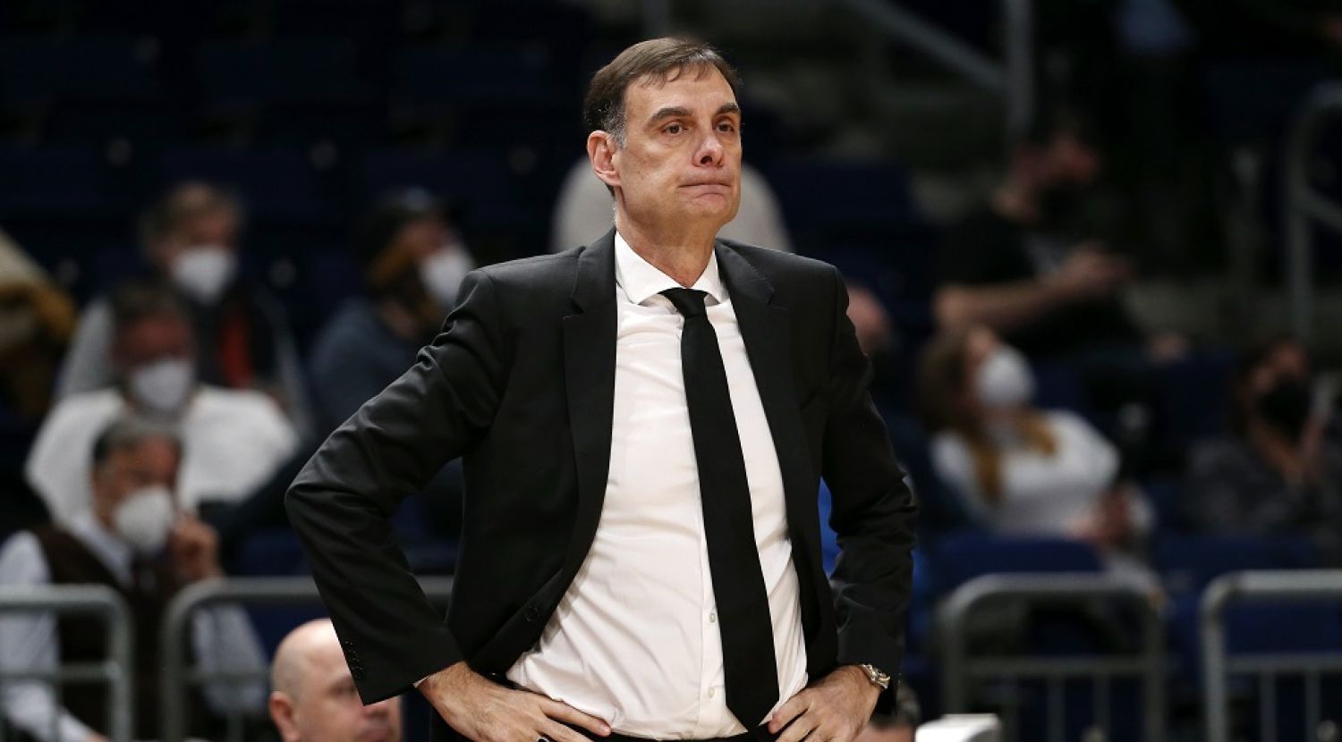 Ο Μπαρτζώκας πολυνίκης προπονητής του Ολυμπιακού